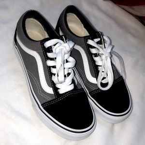 Vans old school style black and grey